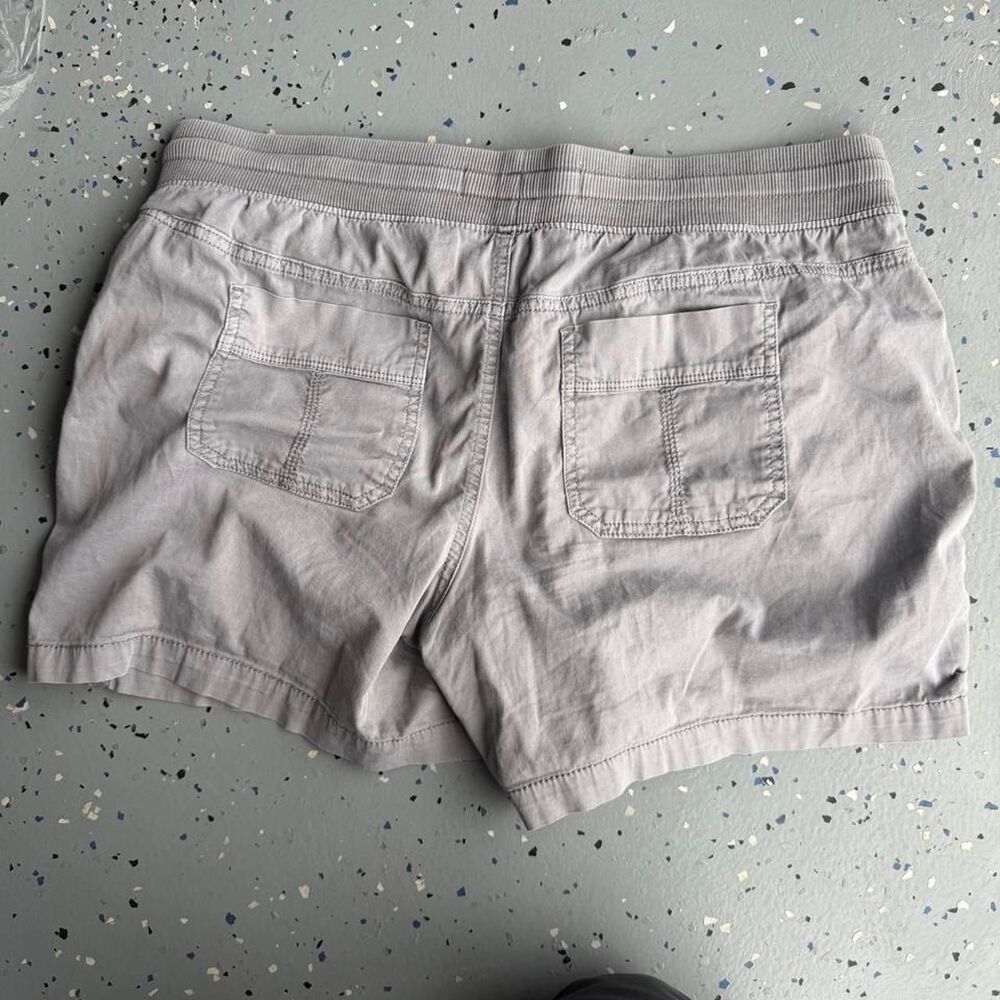 Sonoma-goods-for-life Men's Grey and Tan Shorts